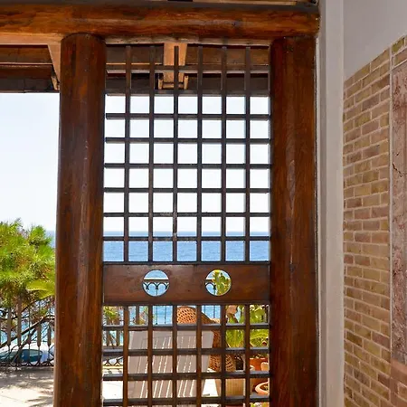 Casa Di Mare Barabba סנטה תרזה די ריבה